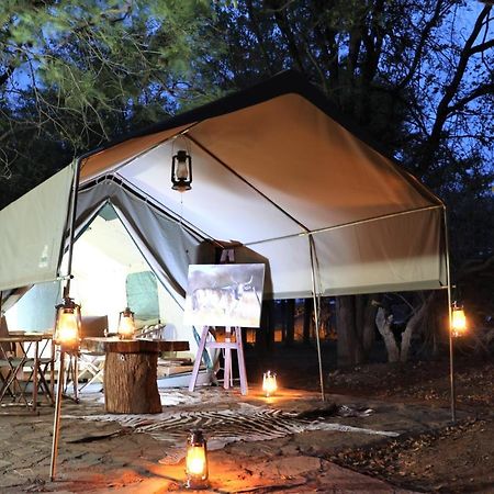 Sable Creek Safari Lodge Тзанеен Екстериор снимка